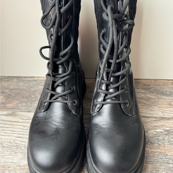 Combat Black Lace-Up Ankle Boots size 8 - Picture 4 of 9